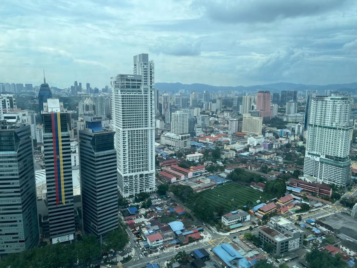 Amazing Pool By Platinum Suites Klcc Kuala Lumpur Zewnętrze zdjęcie